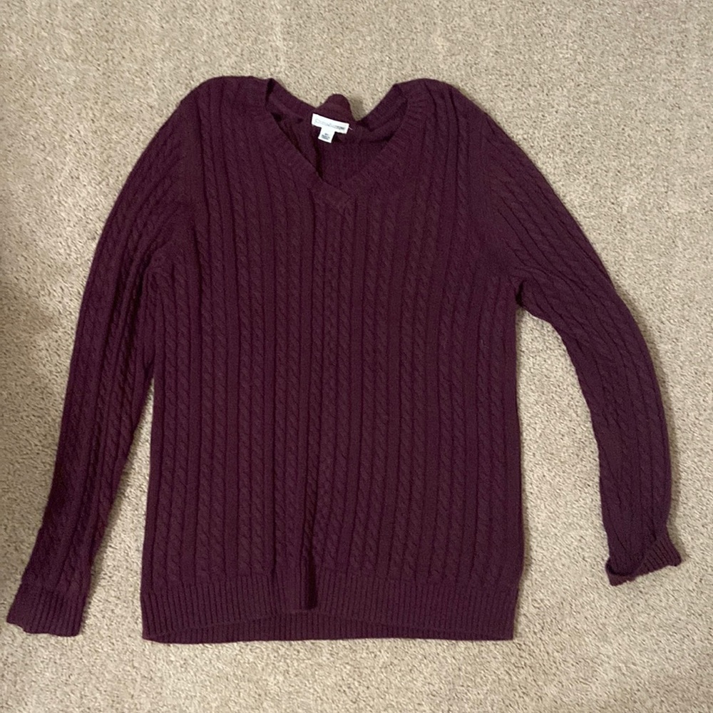 Croft & Barrow maroon knit sweater. Size XL